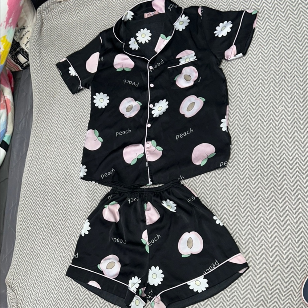 Boo Boo  Silky Pijamas Size 4P